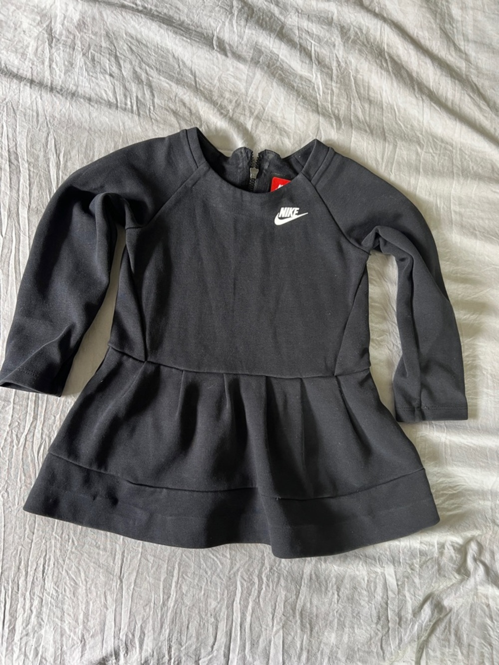 Nike Black Girls' Long Sleeve Peplum Top